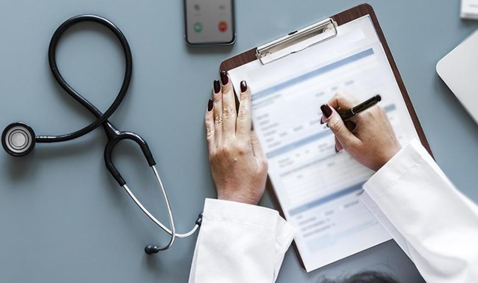 İktidardan yeni hamle: Aile hekimlerinden alınan bazı sağlık raporları ‘ücretli’ olacak