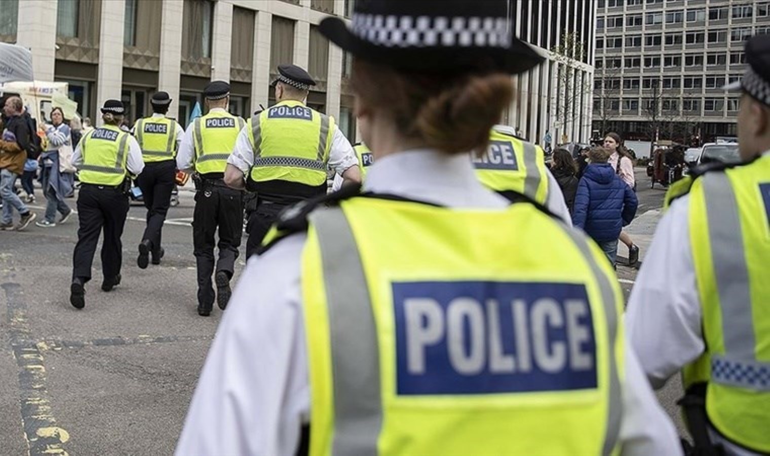 İngiltere’de PKK’ya yönelik operasyon: 6 kişiye gözaltı