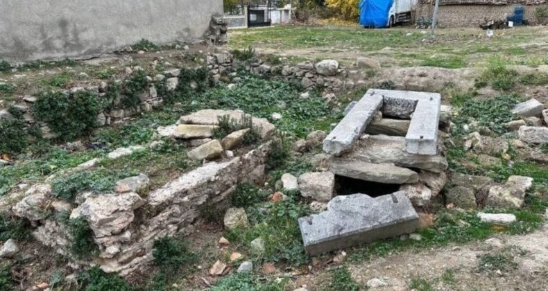 İznik’te tarihi mezarlıklar bakımsızlık nedeniyle harap durumda