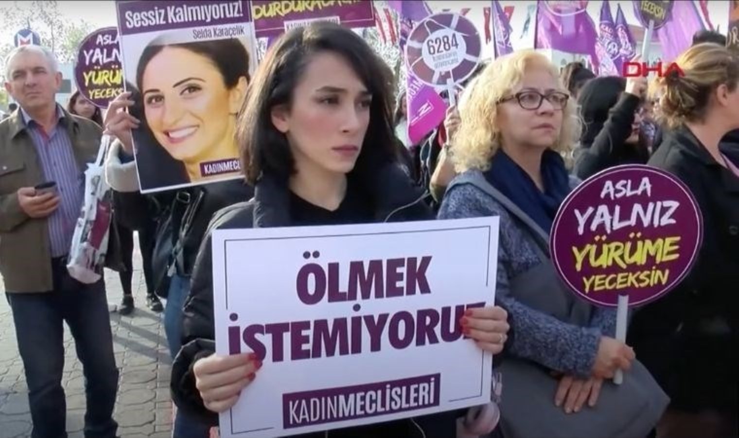 ‘Kadınları hayattan ayırmayın!’