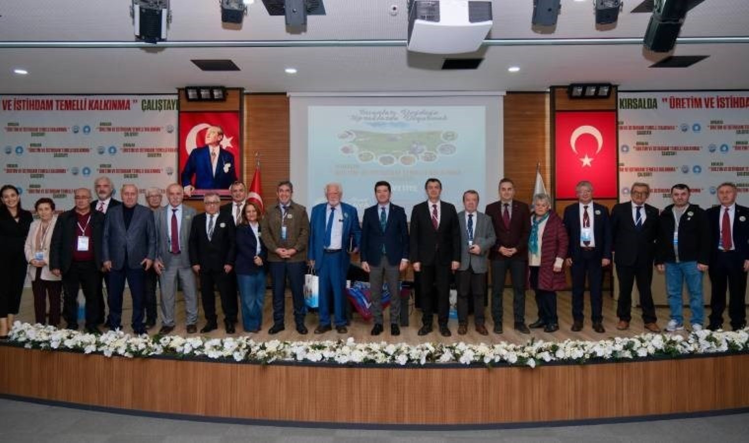 Kırsalda Üretim ve İstihdam Temelli Kalkınma Çalıştayı’nda ‘Ortahisar’da üretimi nasıl artırabiliriz?’ sorusuna cevap arandı