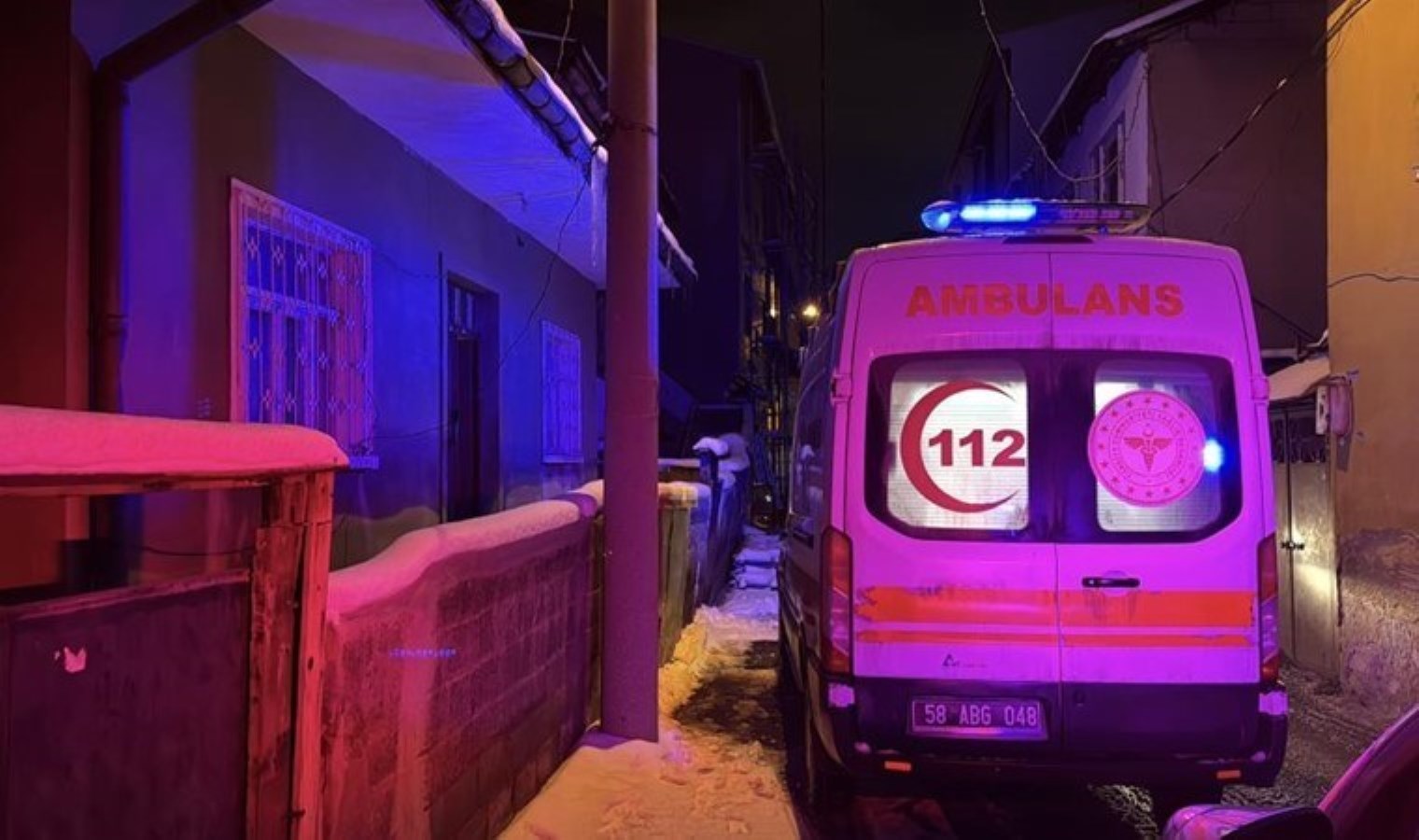 Soba can aldı… Emekli öğretmen 2 kardeşten 1’i öldü!