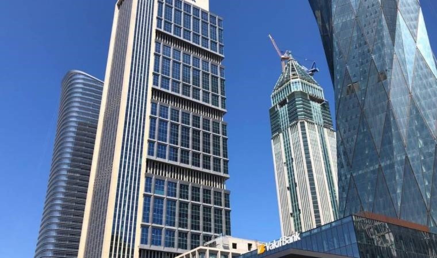 Son Dakika… İstanbul Finans Merkezi’nde yangın