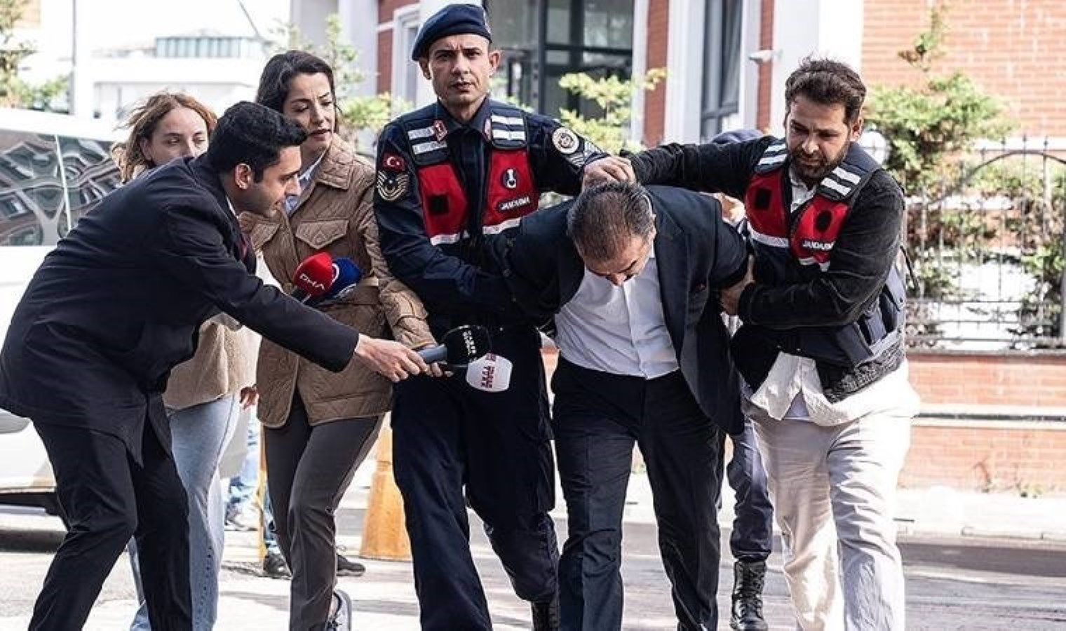 Son dakika… Yenidoğan soruşturmasında ikinci dalga: 14 kişi daha gözaltına alındı