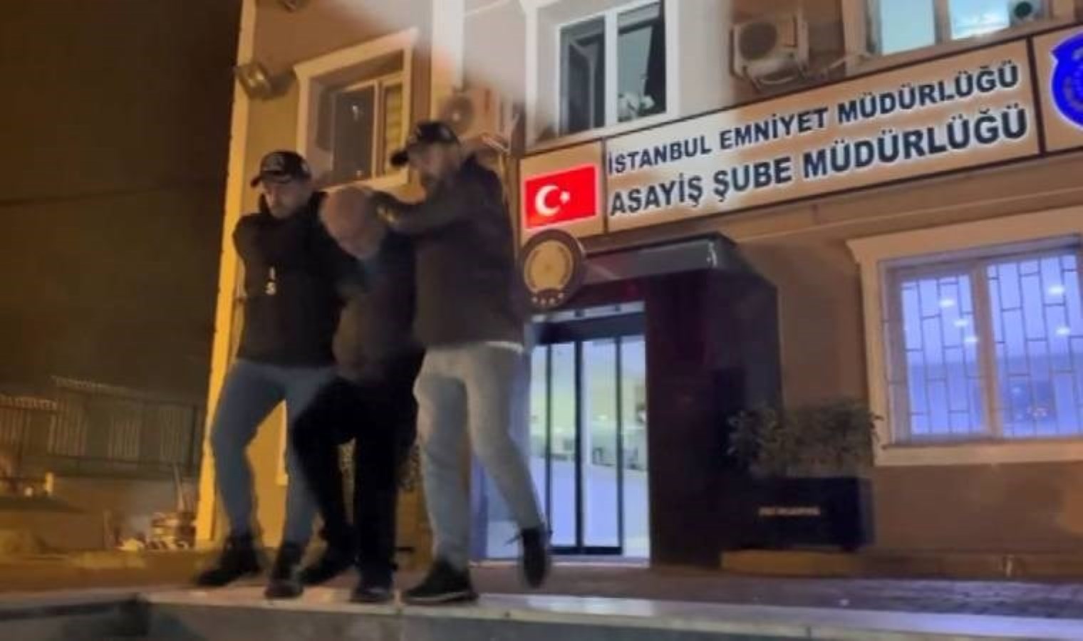 Yağmur Apartmanı’nda 26 kişi yaşamını yitirmişti: Firari mühendis yakalandı!
