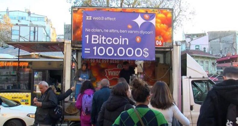 Yer: Kadıköy… Bitcoin’in yükselişini kutlamak için ‘lokma’ dağıttılar