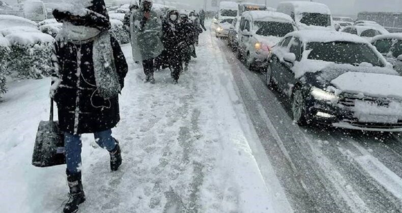 Yoğun kar yağışı beklenen iller açıklandı: İstanbul için saat verildi!