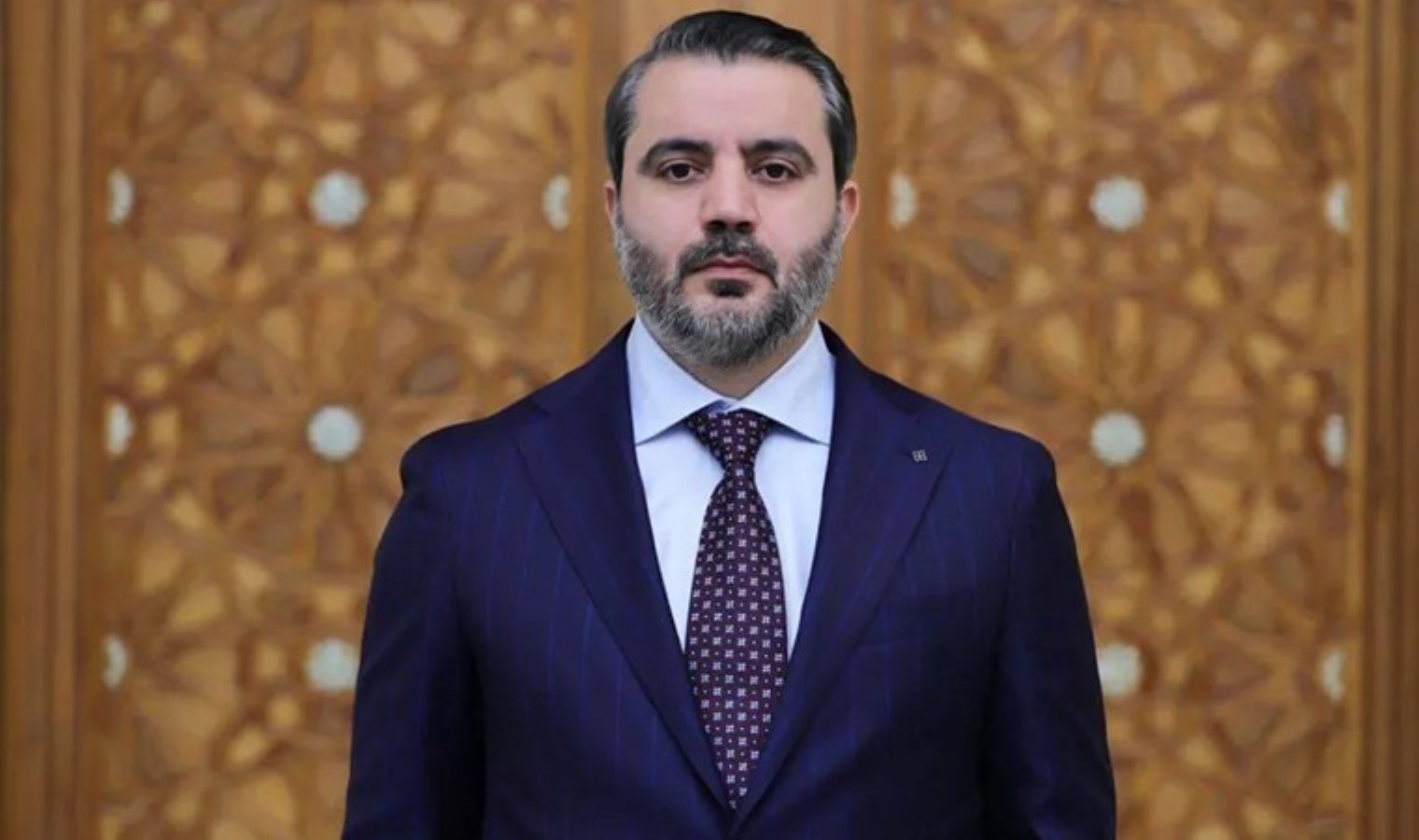 2 haftadır derse girmeyen öğrencisinin Suriye’de Bakan olduğunu öğrendi: ‘Finallerden kalmaz inşallah…’