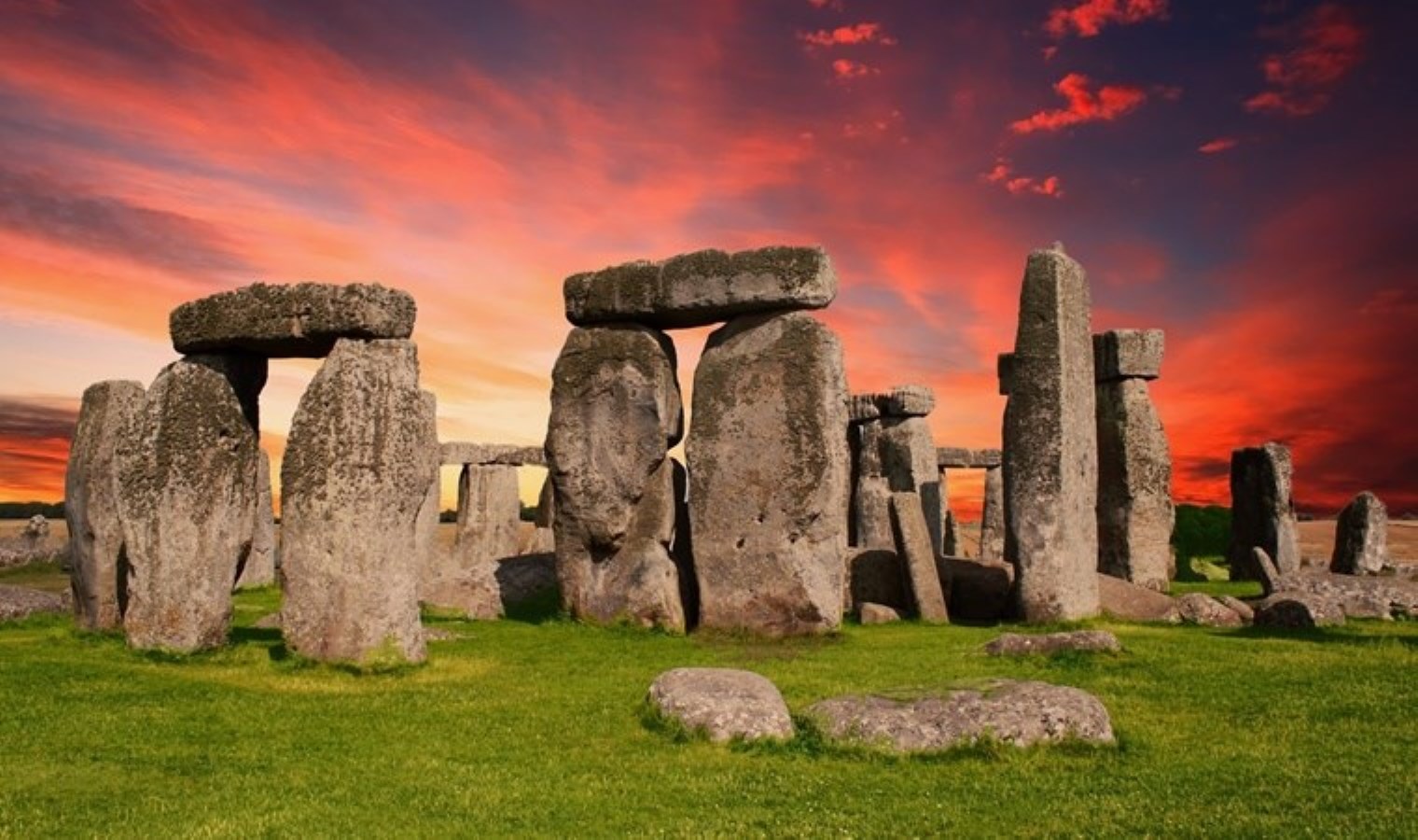 5 bin yıllık gizem çözüldü: Taşlar yüzlerce kilometre taşındı