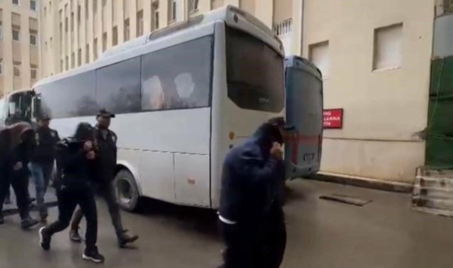 9 ilde eş zamanlı ‘bungalov sarmalı’ operasyonu: 12 tutuklama!