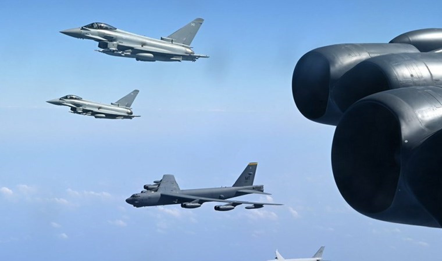 ABD, Suriye’de IŞİD kamplarını hedef aldı