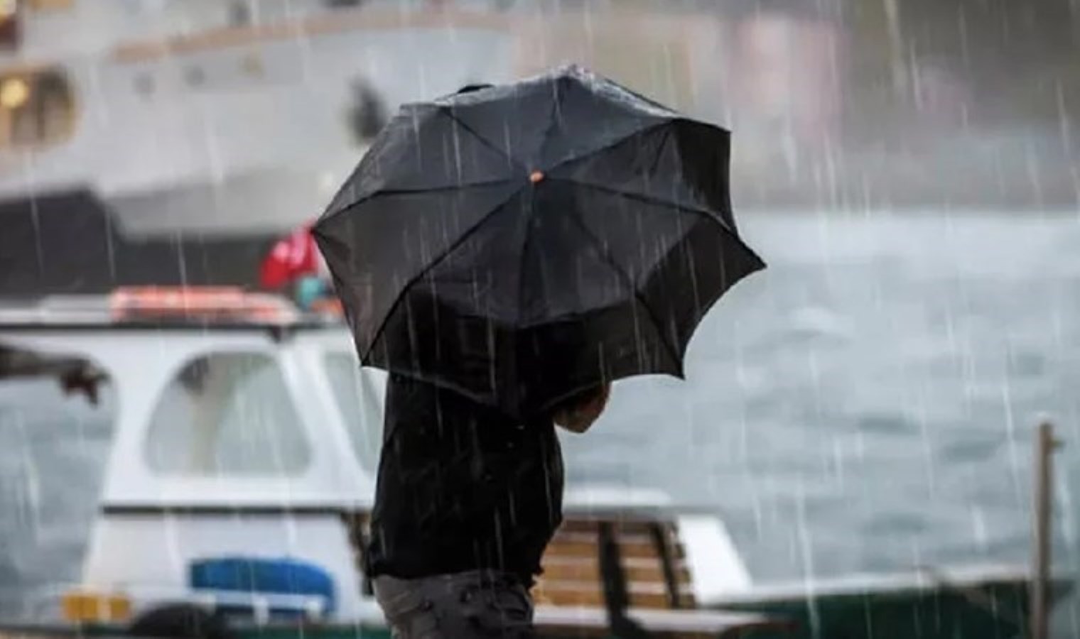 AFAD’dan 18 kentte etkili olan ‘kuvvetli yağış’ hakkında açıklama