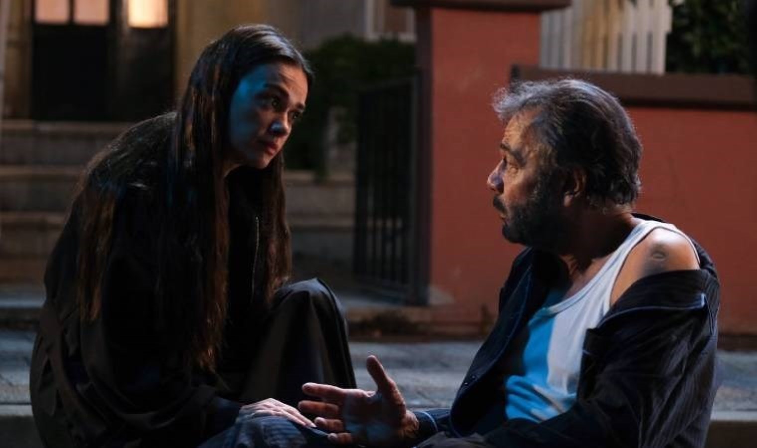 ‘Akıldan Kalbe’ filmi vizyona girdi!