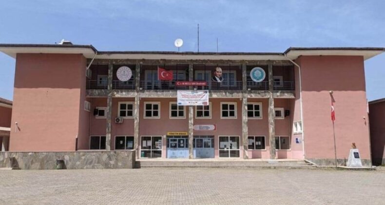 Amasya’da lisede taciz skandalı: O müdüre ceza verildi