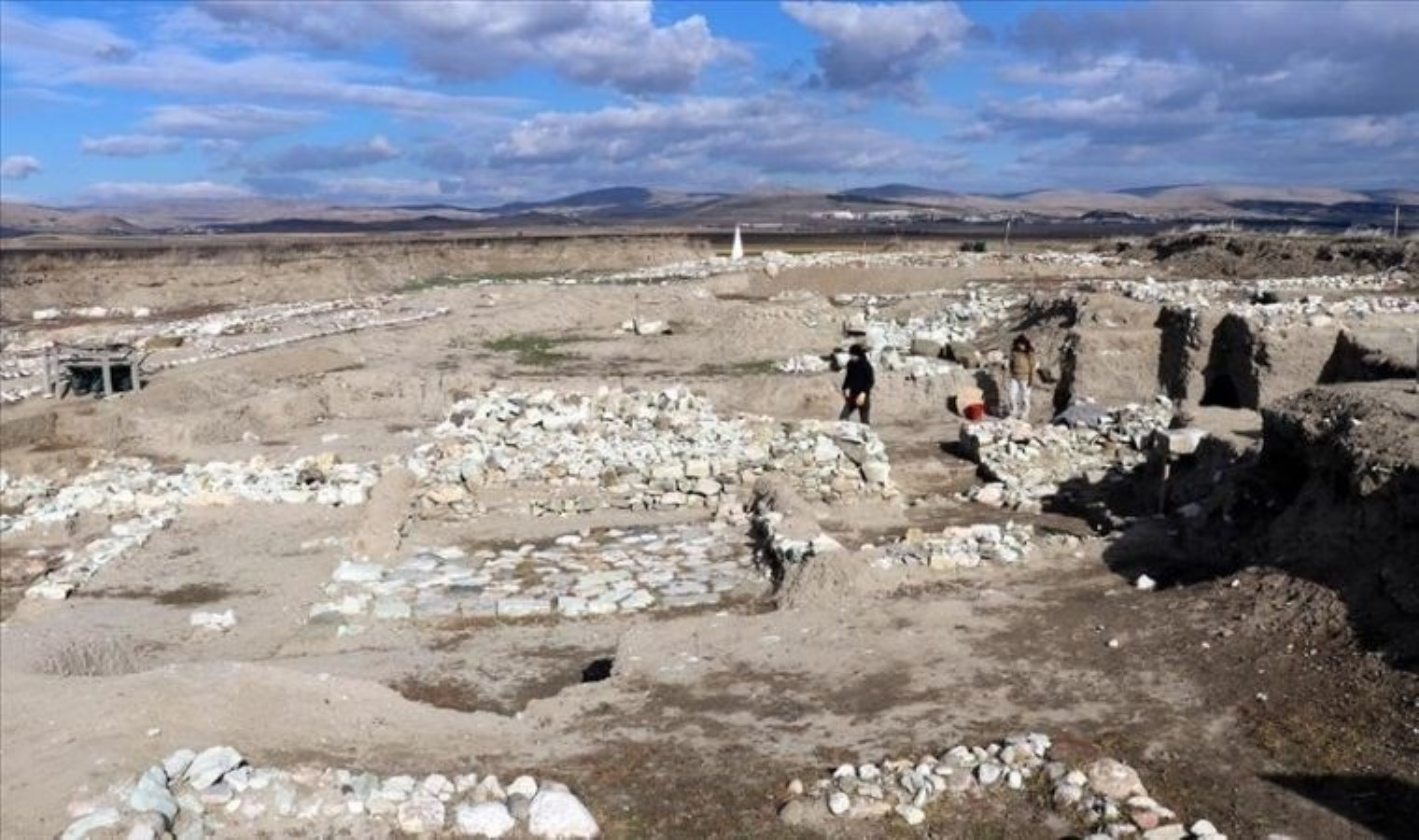 Anadolu’nun kayıp tapınağı Amasya’daki Oluz Höyük kazılarında bulundu