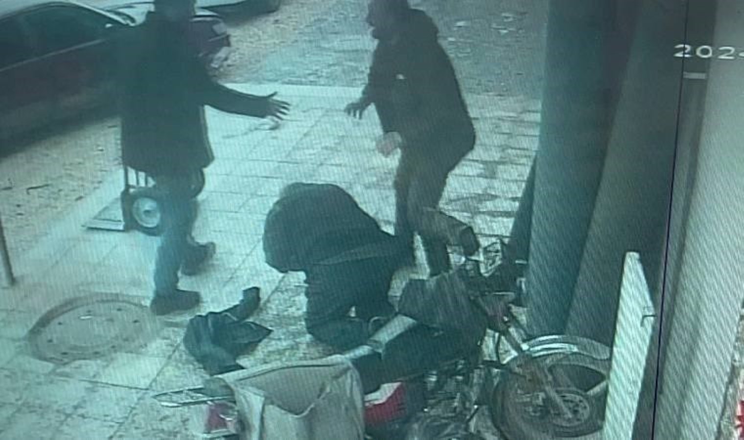 Anbean kaydedildi… Şanlıurfa’da husumetlisine kurşun yağdırıp kaçtı!