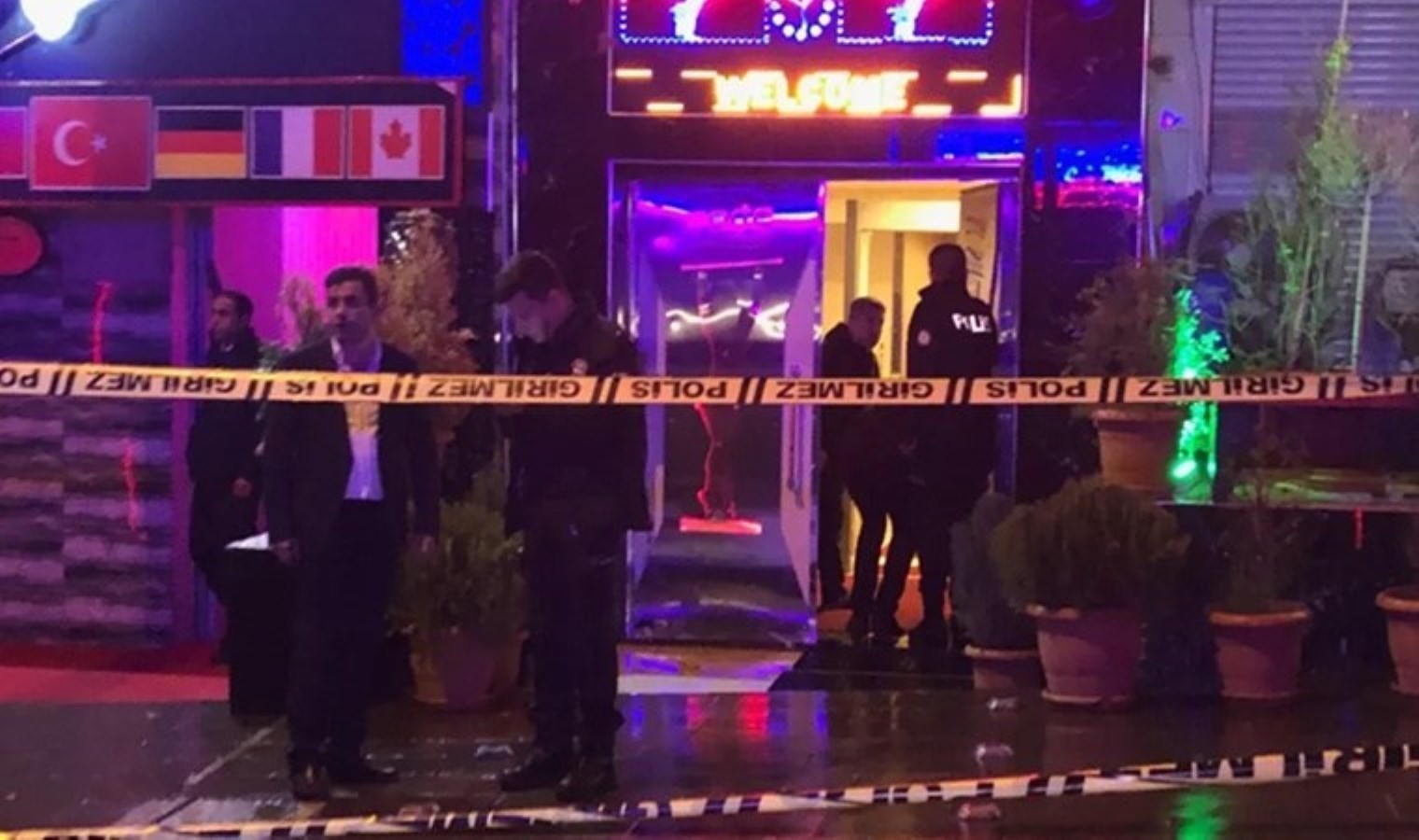 Ankara’da eğlence mekanlarını taradılar: 15 şüpheli yakalandı