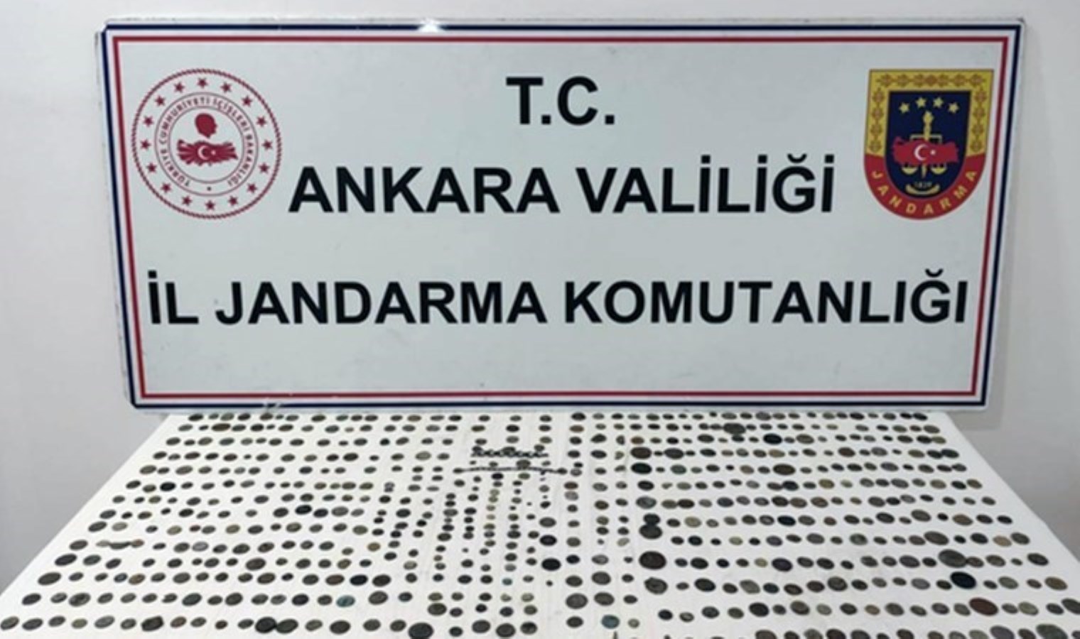 Ankara’da ‘tarihi eser’ kaçakçılığı: Bizans ve Roma dönemine ait 640 sikke ele geçirildi