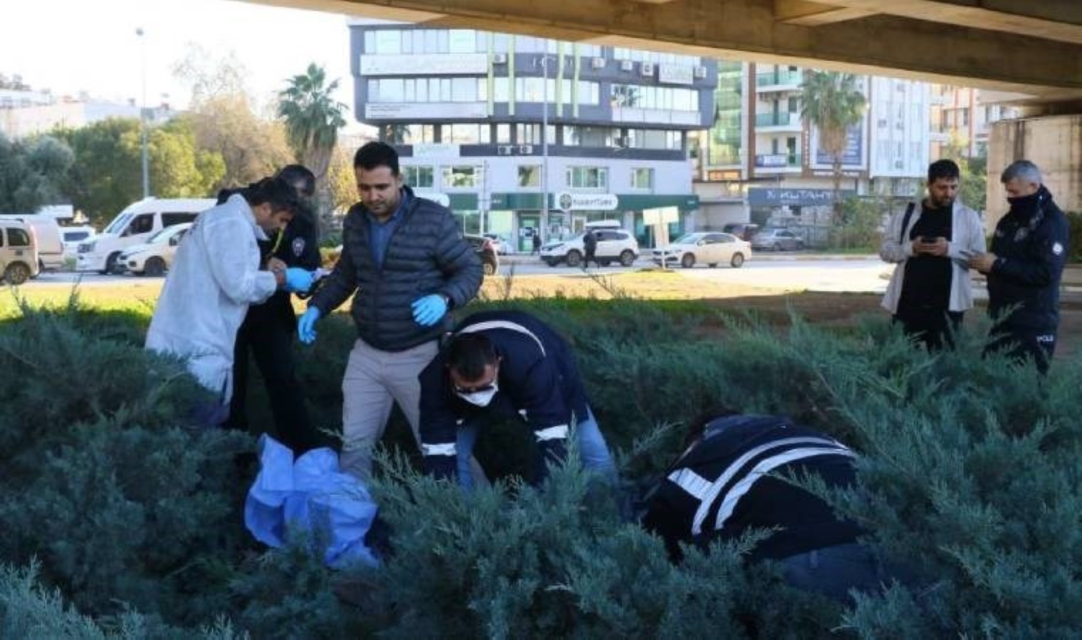 Antalya’da dehşet: Koku korkunç gerçeği ortaya çıkardı!