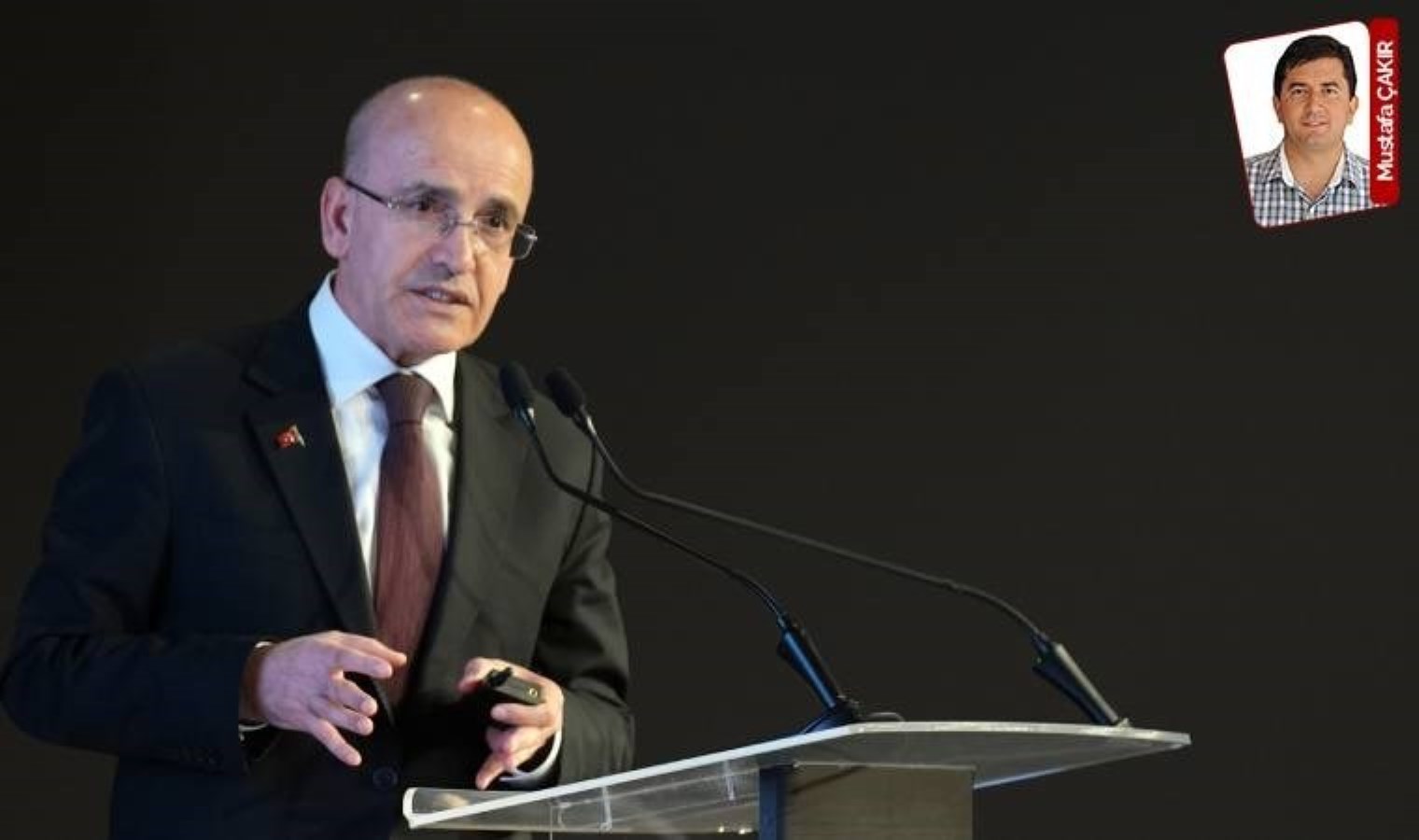 Asgari ücretteki artışın yüzde 30 ile sınırlı kalmasında, uygulanan ekonomi politikası belirleyici oldu