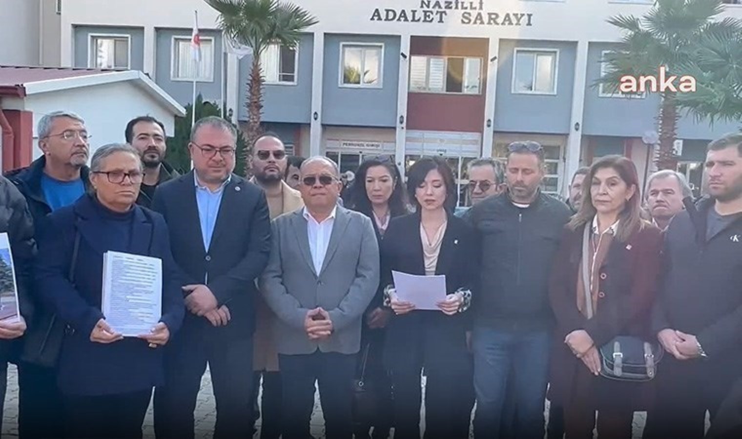 Atatürk’e hakaret eden okul müdürü hakkında suç duyurusu
