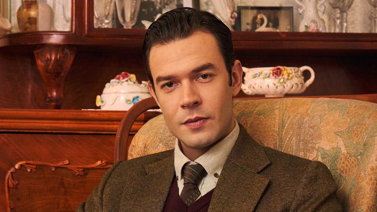 Aytaç Şaşmaz’ın abisi de ünlü oyuncu çıktı! Gören ikiz sanıyor…