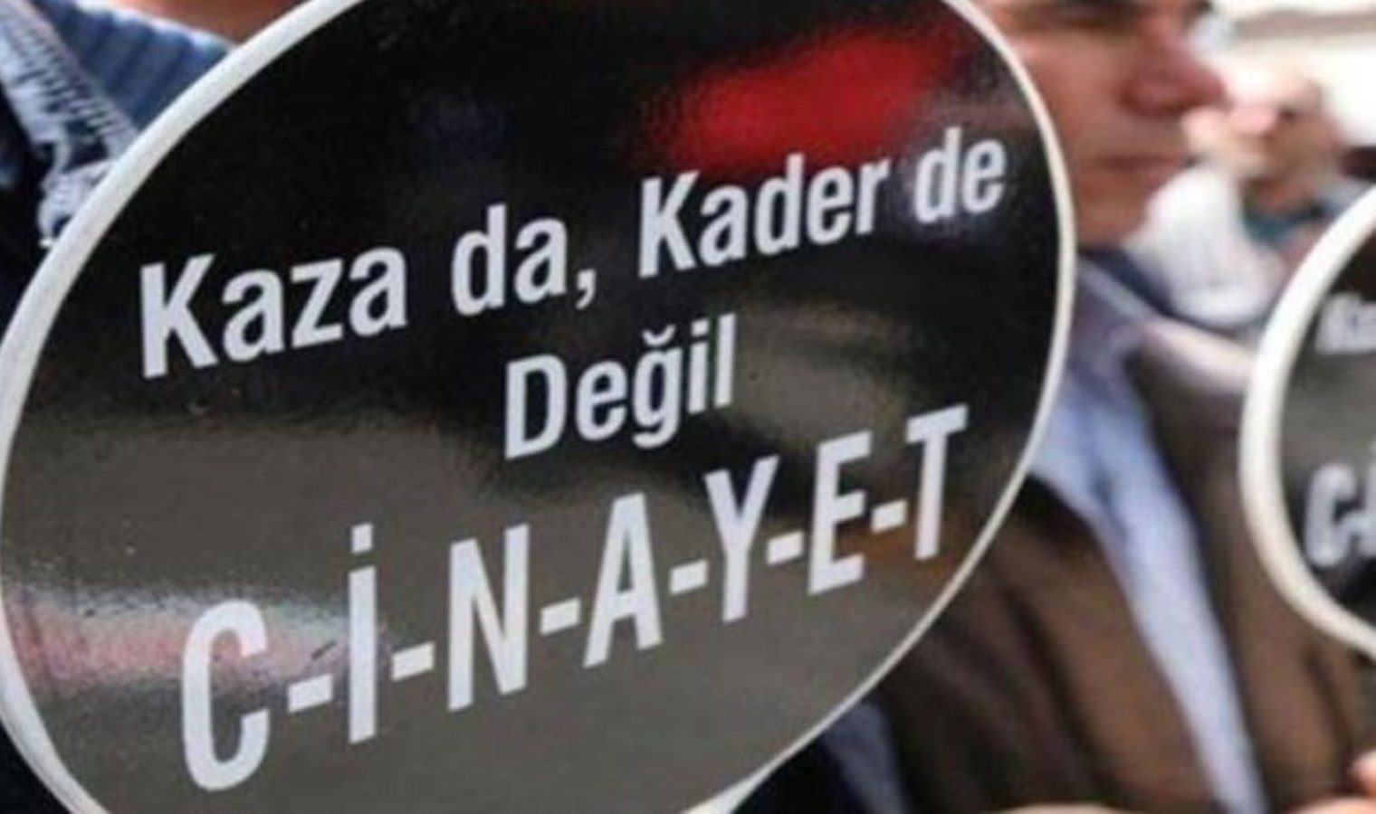 Bartın’da iş cinayeti! 4 katlı binanın çatısından düşen işçi hayatını kaybetti