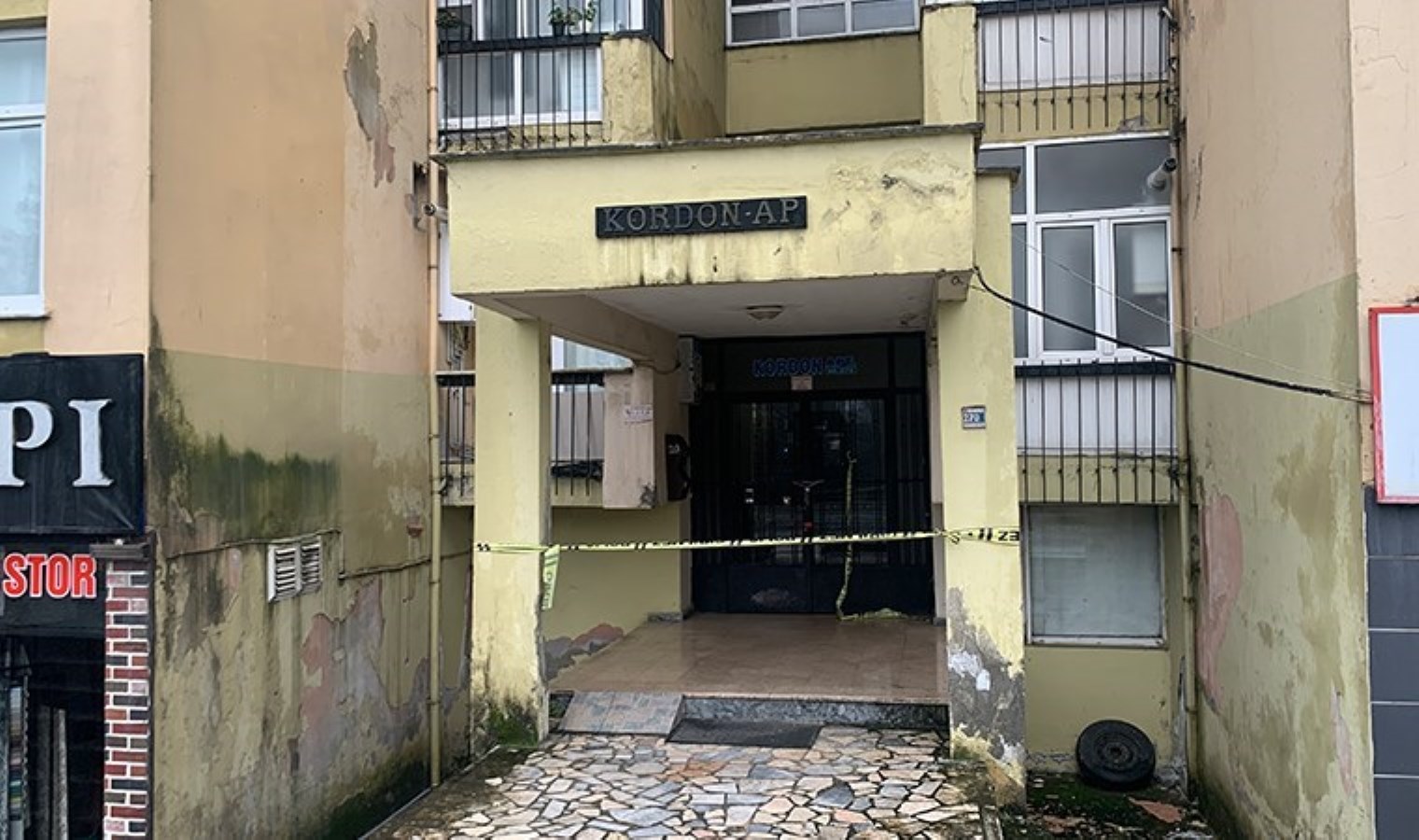 Bina sakinleri tahliye edilmişti… Rize’deki 8 katlı Kordon Apartmanı mühürlendi