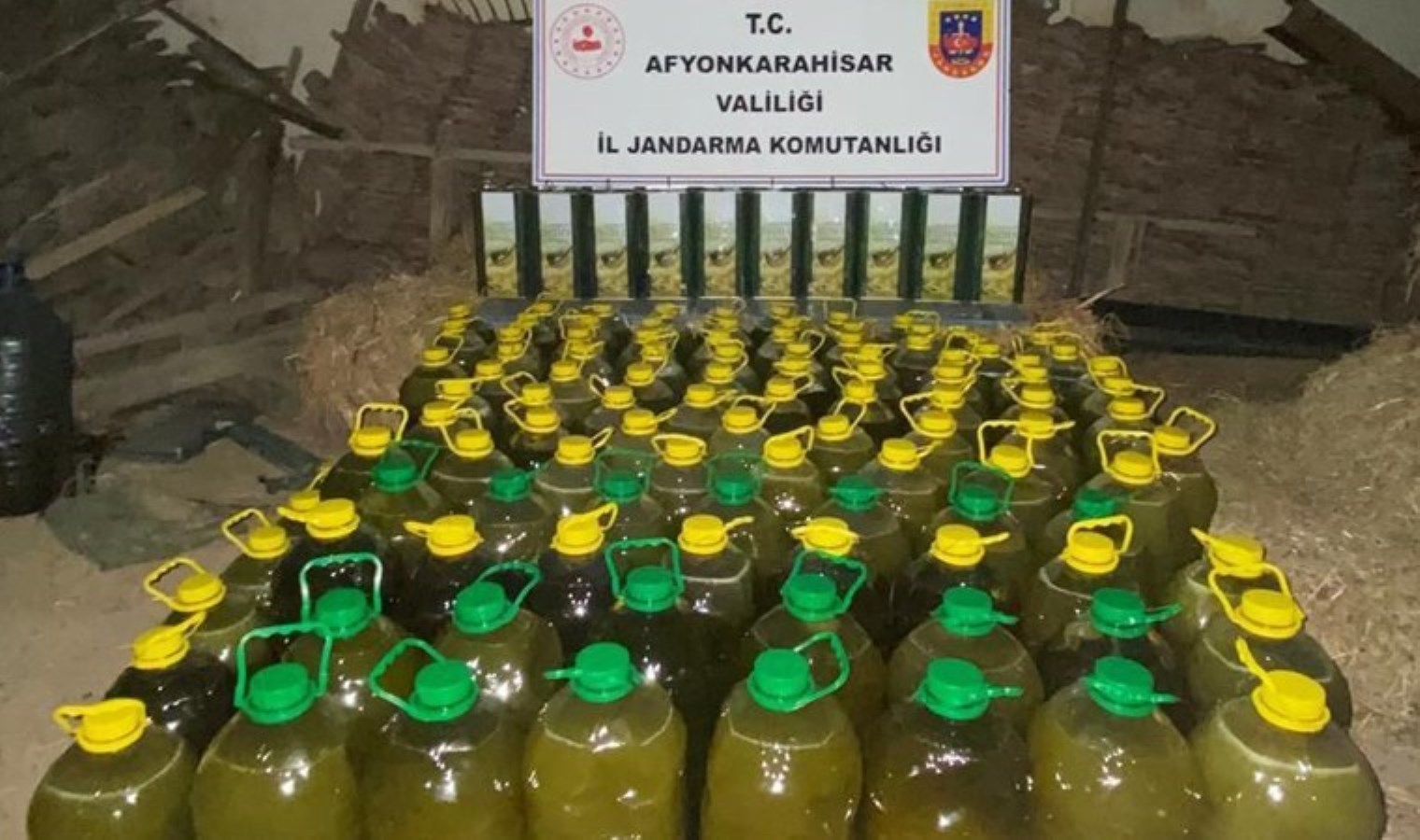 Bir ilde daha gıda skandalı… Halkın sağlığıyla oynayacaktı, satamadan jandarmaya yakalandı!