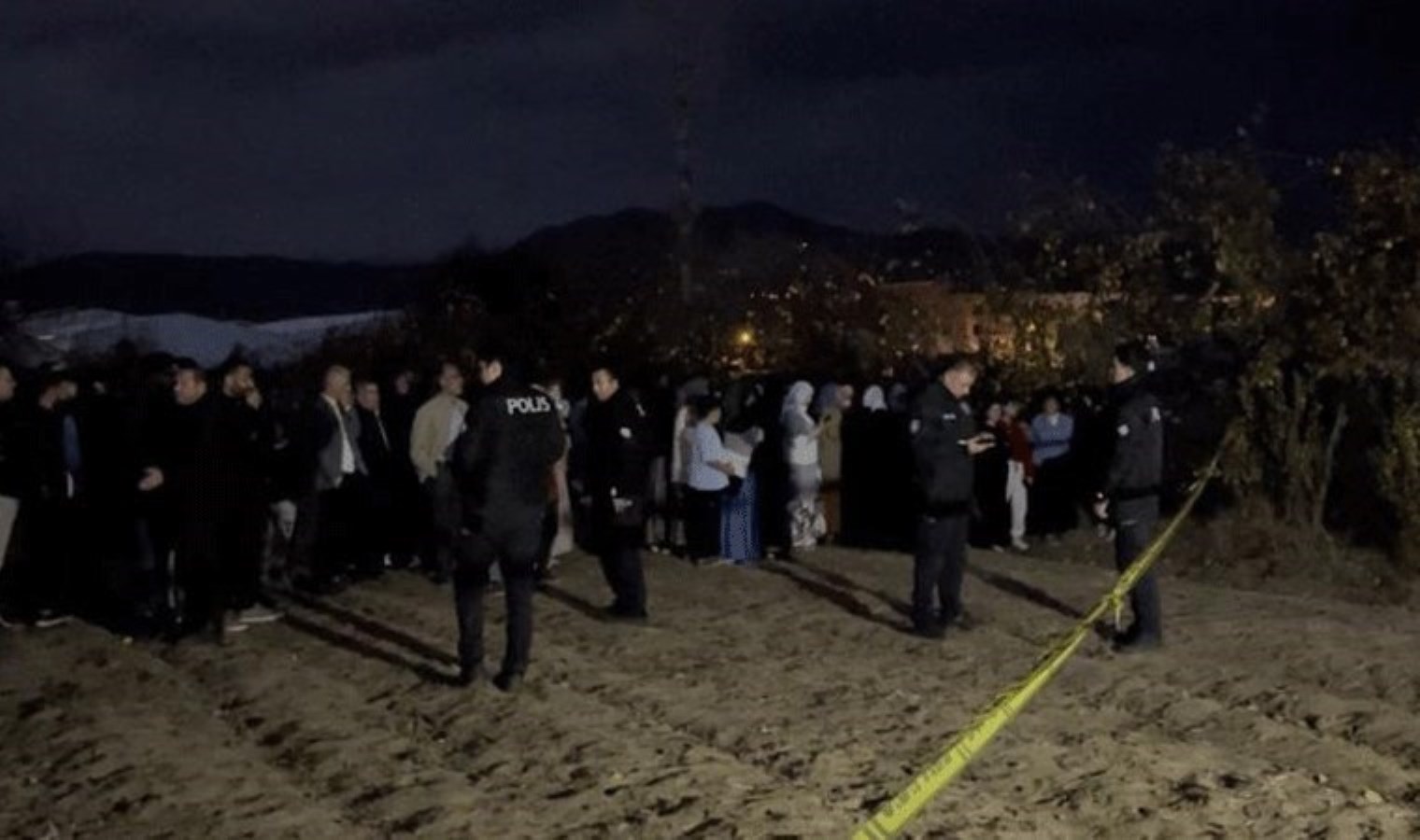 Bursa’da dehşet olay… Evlilik yıldönümünde eşini katledip, intihar etti!