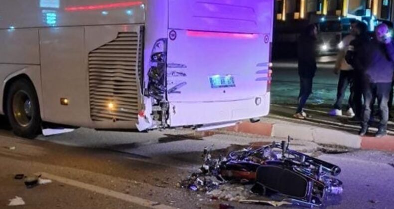 Çanakkale’de acı olay… Motosiklet, otobüse arkadan çarptı: 17 yaşındaki Mert öldü