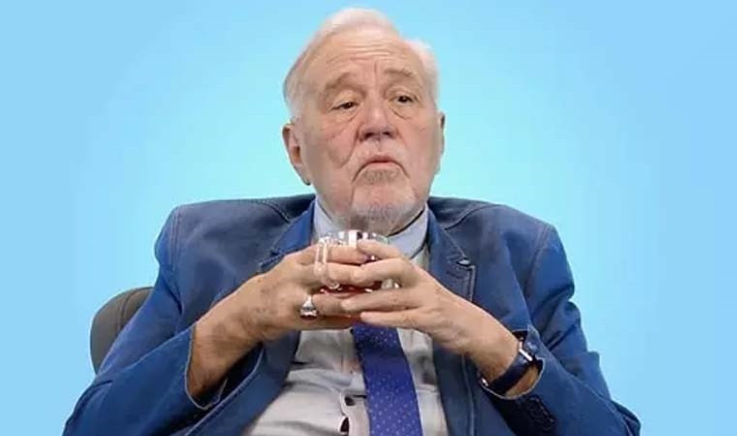 Canlı yayında rahatsızlanmıştı… Prof. Dr. İlber Ortaylı hastaneye kaldırıldı!