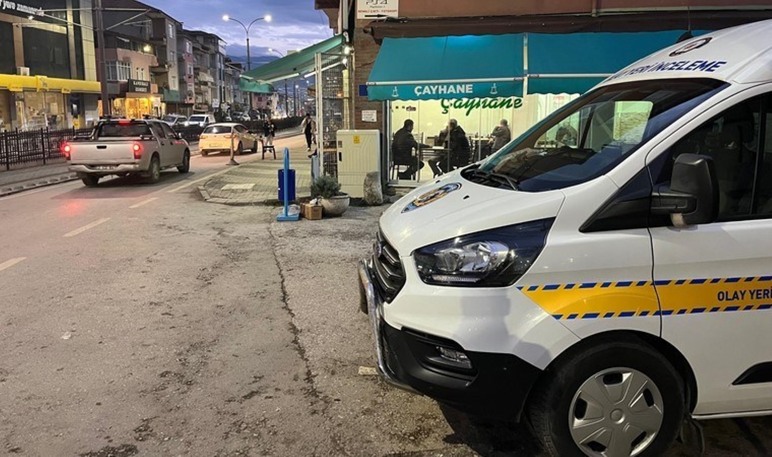 Çay ocağında otururken vuruldu: Saldırgan kaçtı