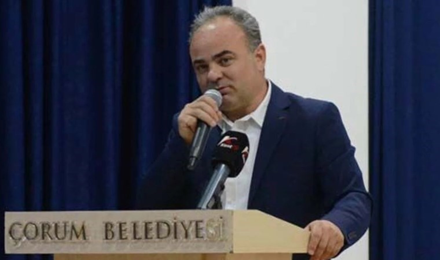 Dolandırıcıların yöntemi pes dedirtti: Belediye başkan yardımcısının adını kullanıp…