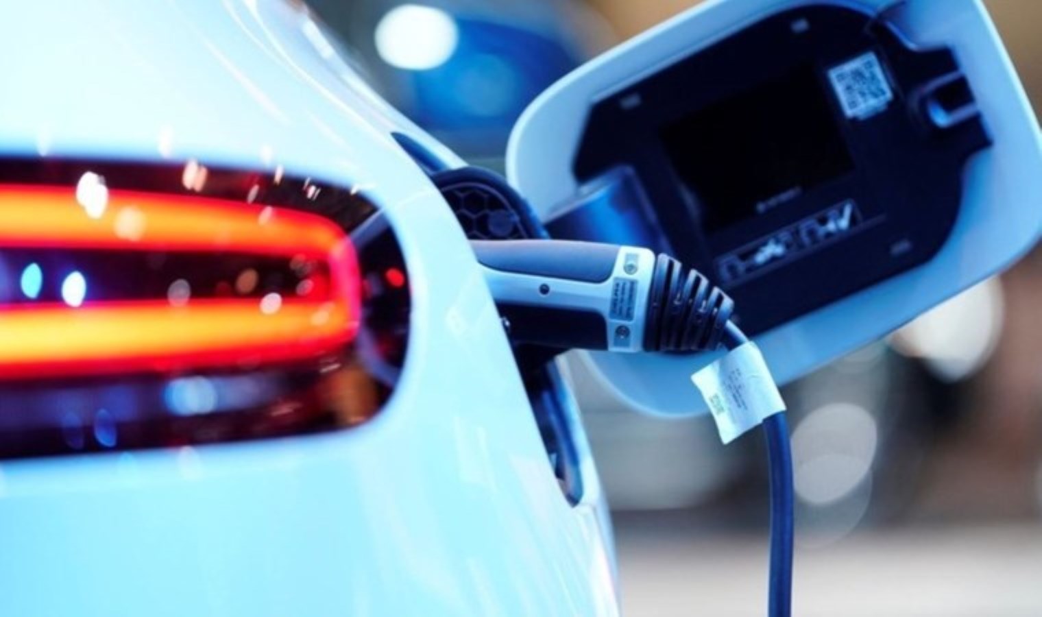 Donald Trump’tan Radikal Hamle: Elektrikli Araç Politikası Değişiyor! Elektrikli araç politikası değişiyor!