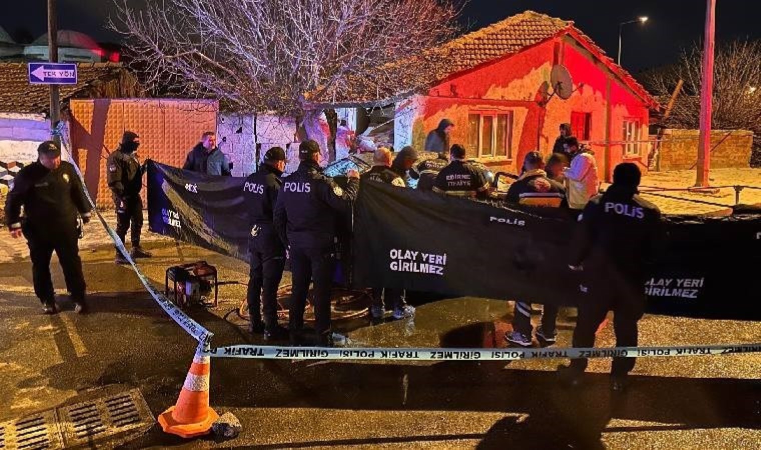 Edirne’de korkunç olay… Kaza sonrası otomobil alev aldı: 4 kişi hayatını kaybetti!