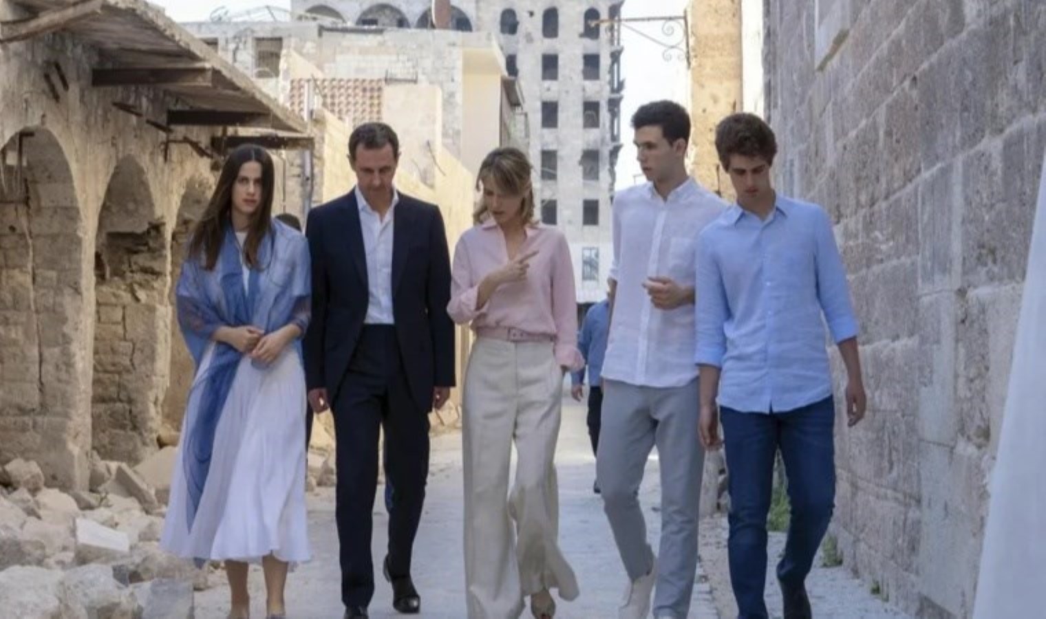 Esad ve ailesi Rusya’da: Sığınma hakkı tanındı