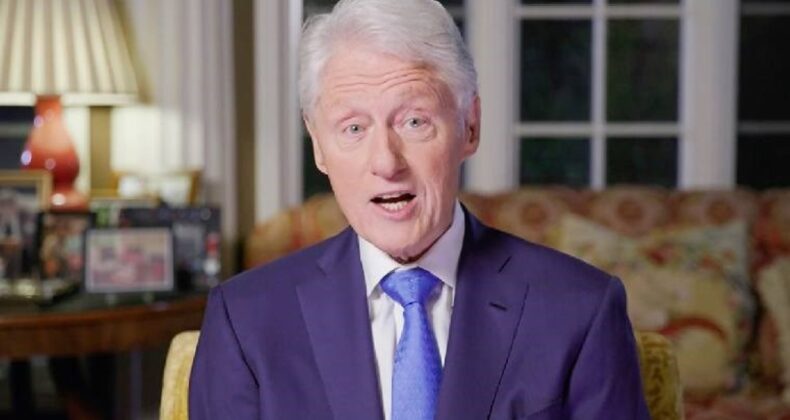 Eski ABD Başkanı Bill Clinton hastaneye kaldırıldı!