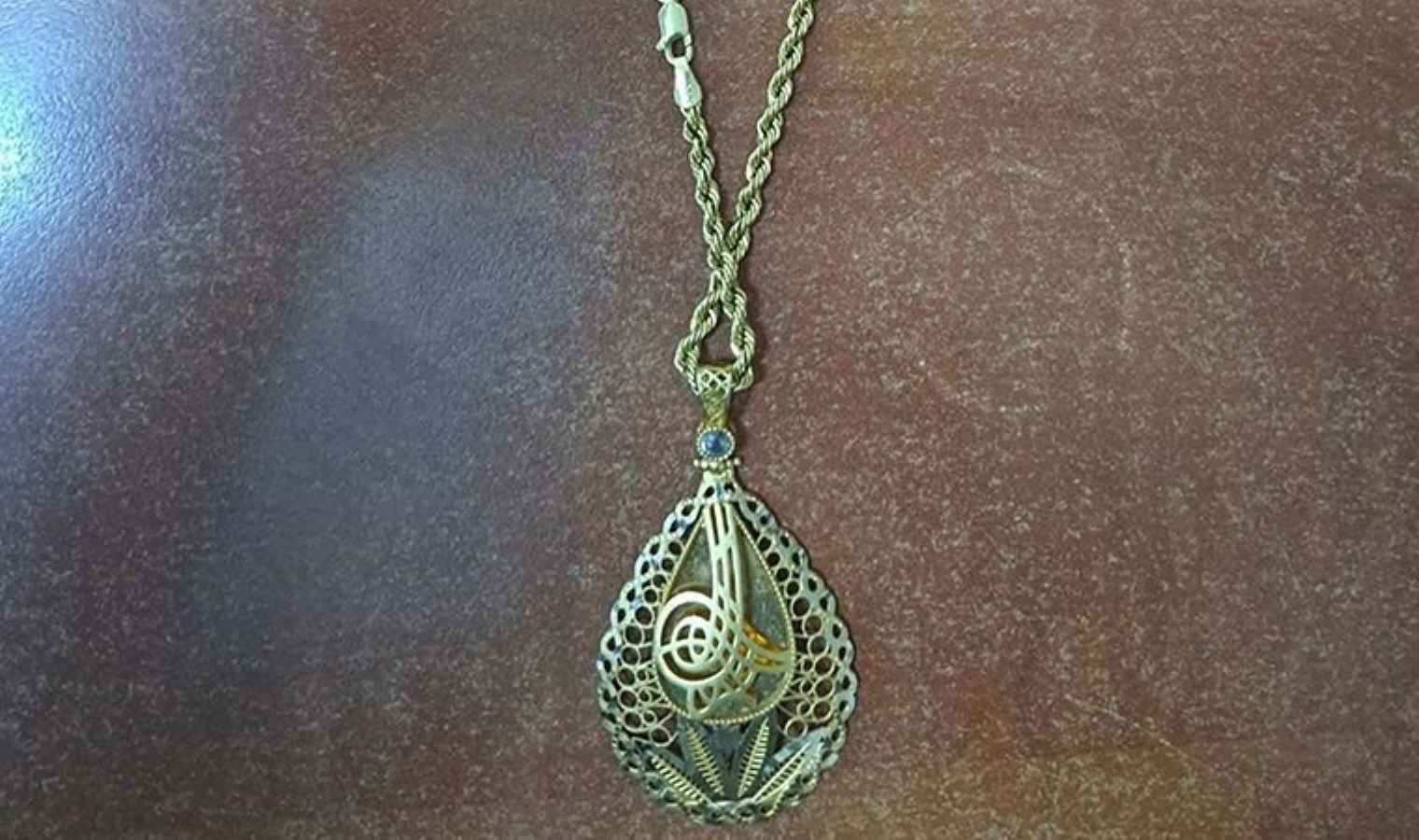 Evden 3 bin TL’lik kolye ve para hırsızlığı: 3 şüpheli yakalandı