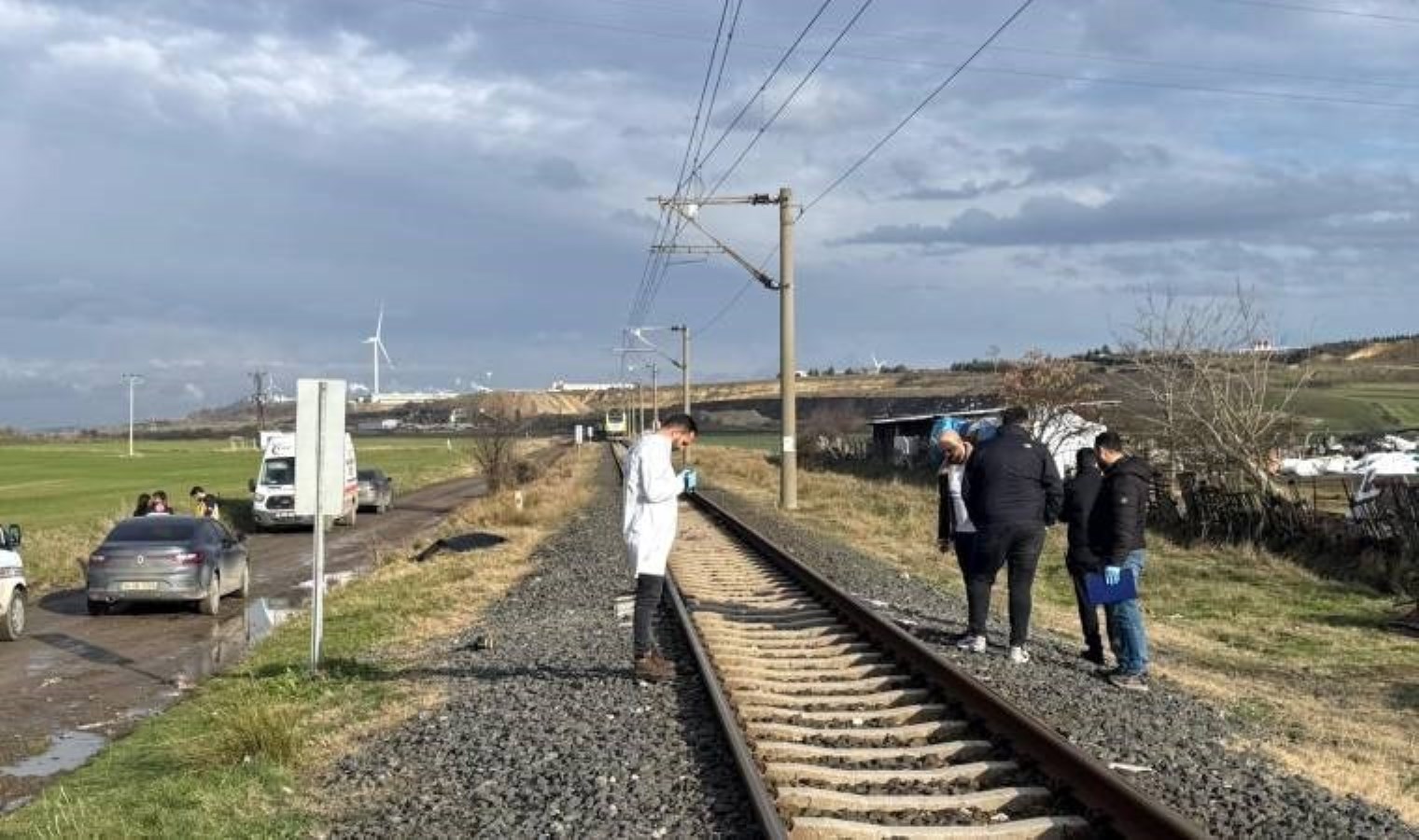 Feci kaza… Trenin çarpmasıyla hayatını kaybetti