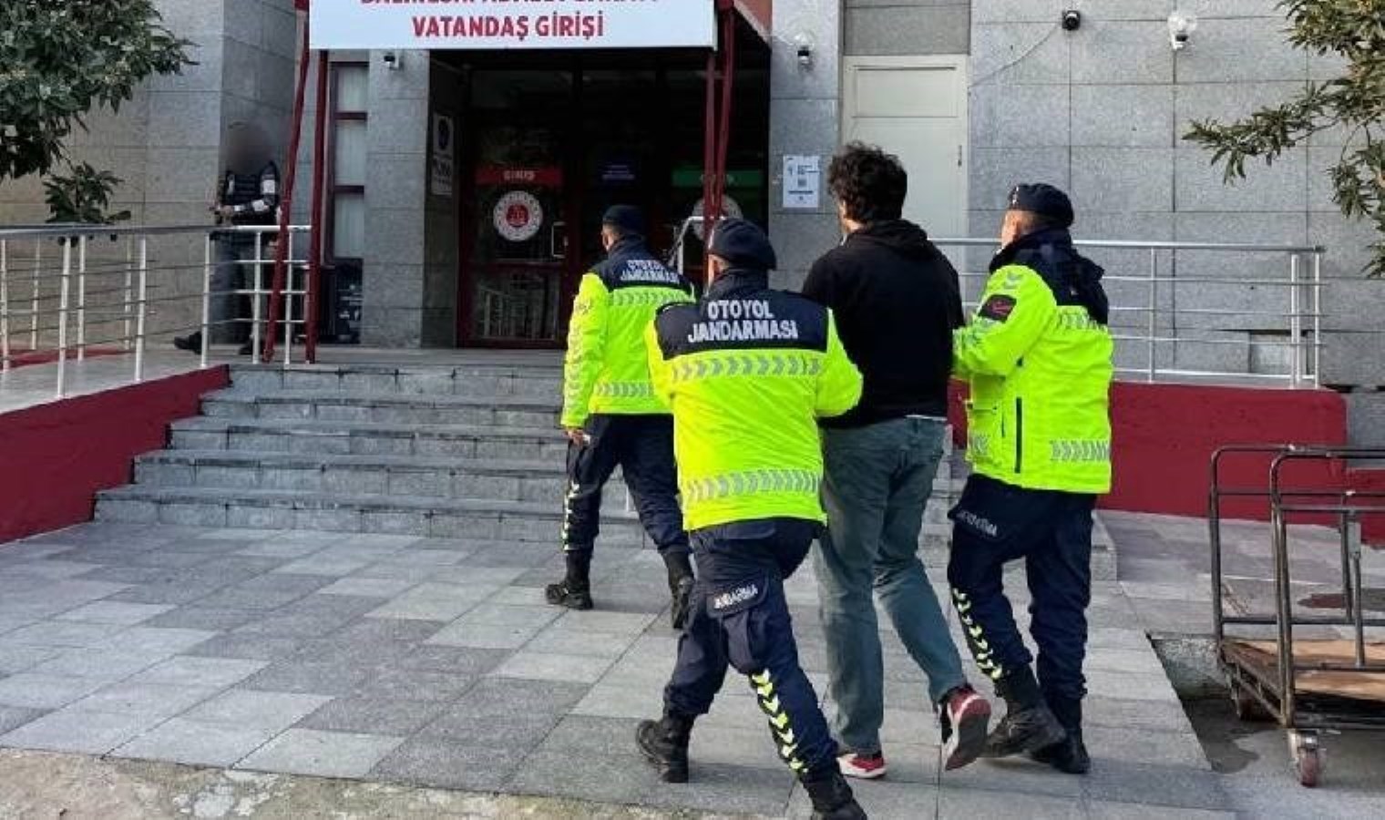 FETÖ/PDY üyesi hakkında tutuklama kararı!