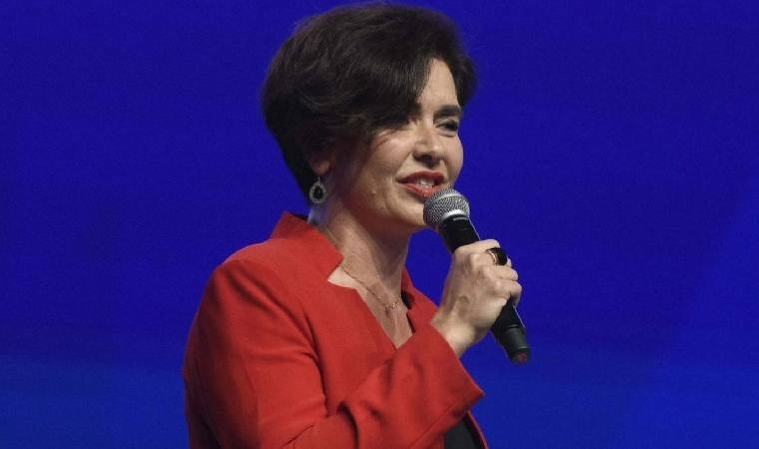 Gözaltına alınmıştı… Özlem Gürses adliyeye sevk edildi!