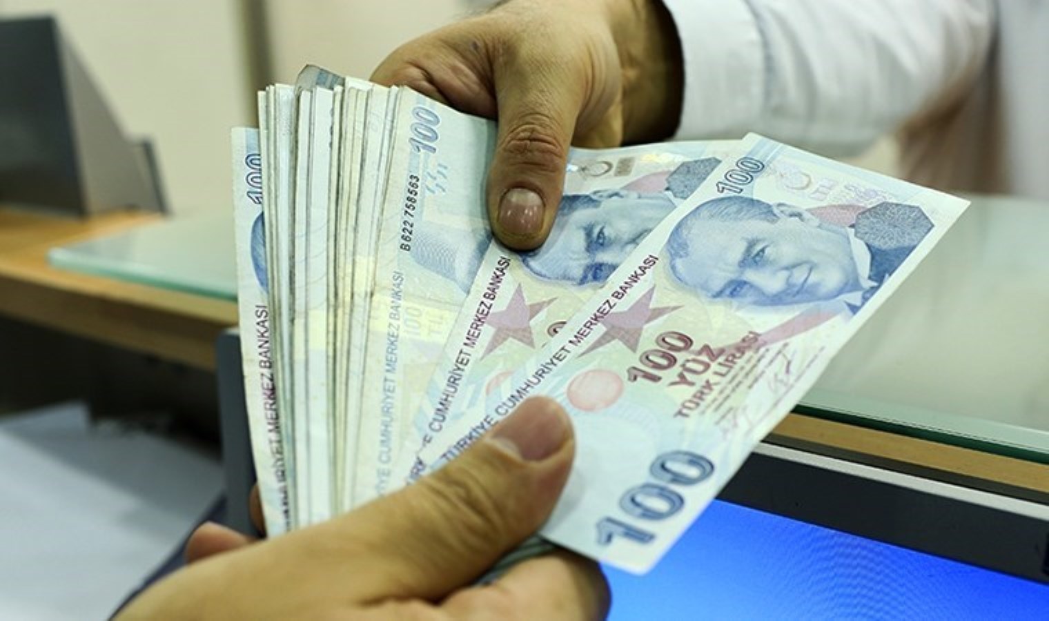 Gözler yeni haftaya çevrildi: Anadolu Ajansı ‘asgari ücret’ için gün verdi