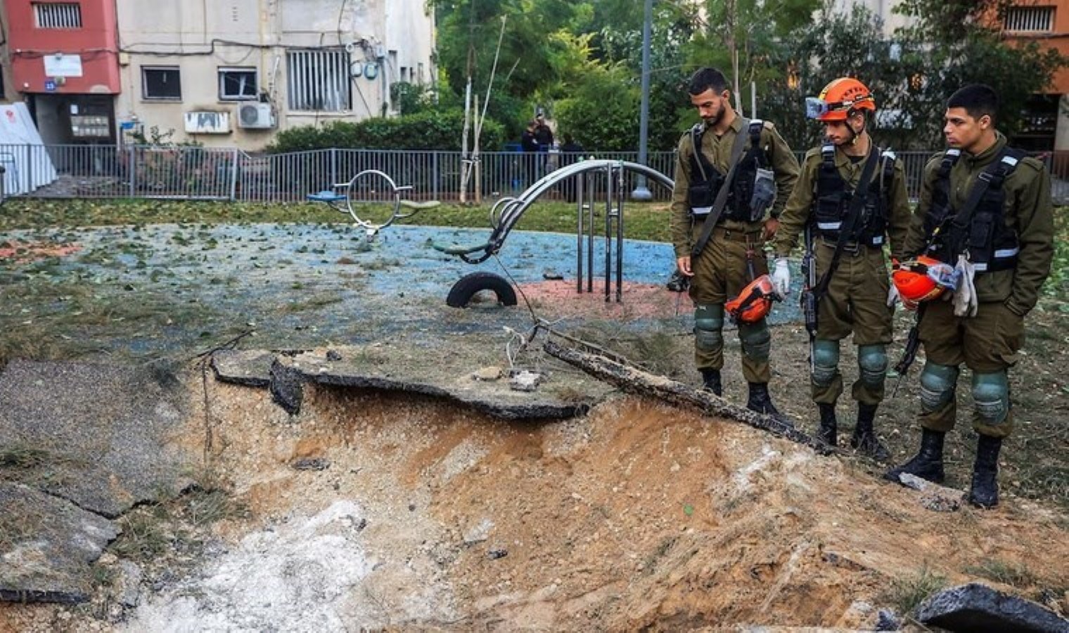 Husiler’den İsrail’e füze saldırısı