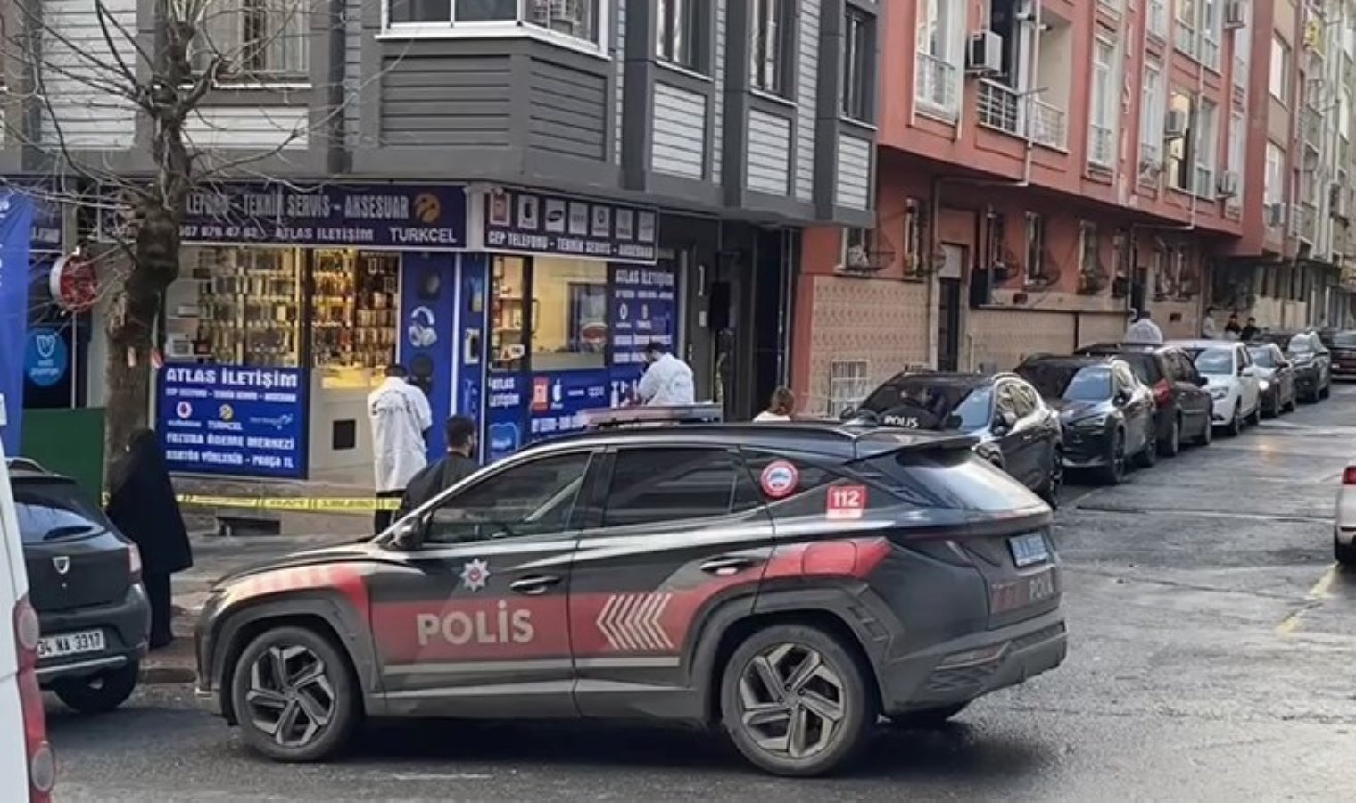 Husumetlisiyle tartıştı… Sokakta rastgele ateş açtı