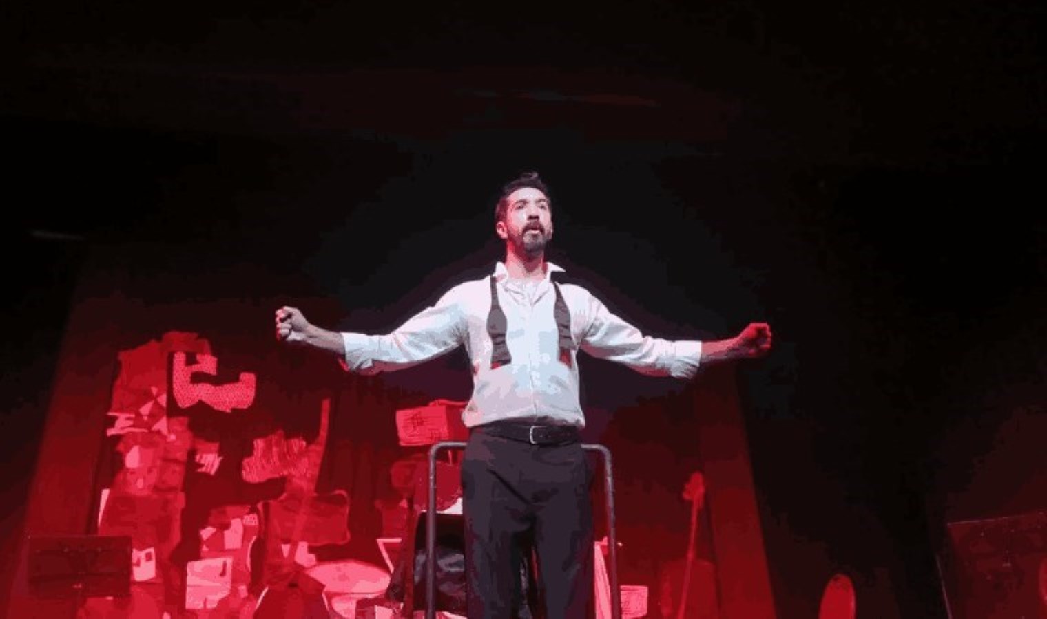 İstanbul Devlet Tiyatrosu’ndan ‘Çarpışma’… Eser Berlin’de seyirciyle buluştu!