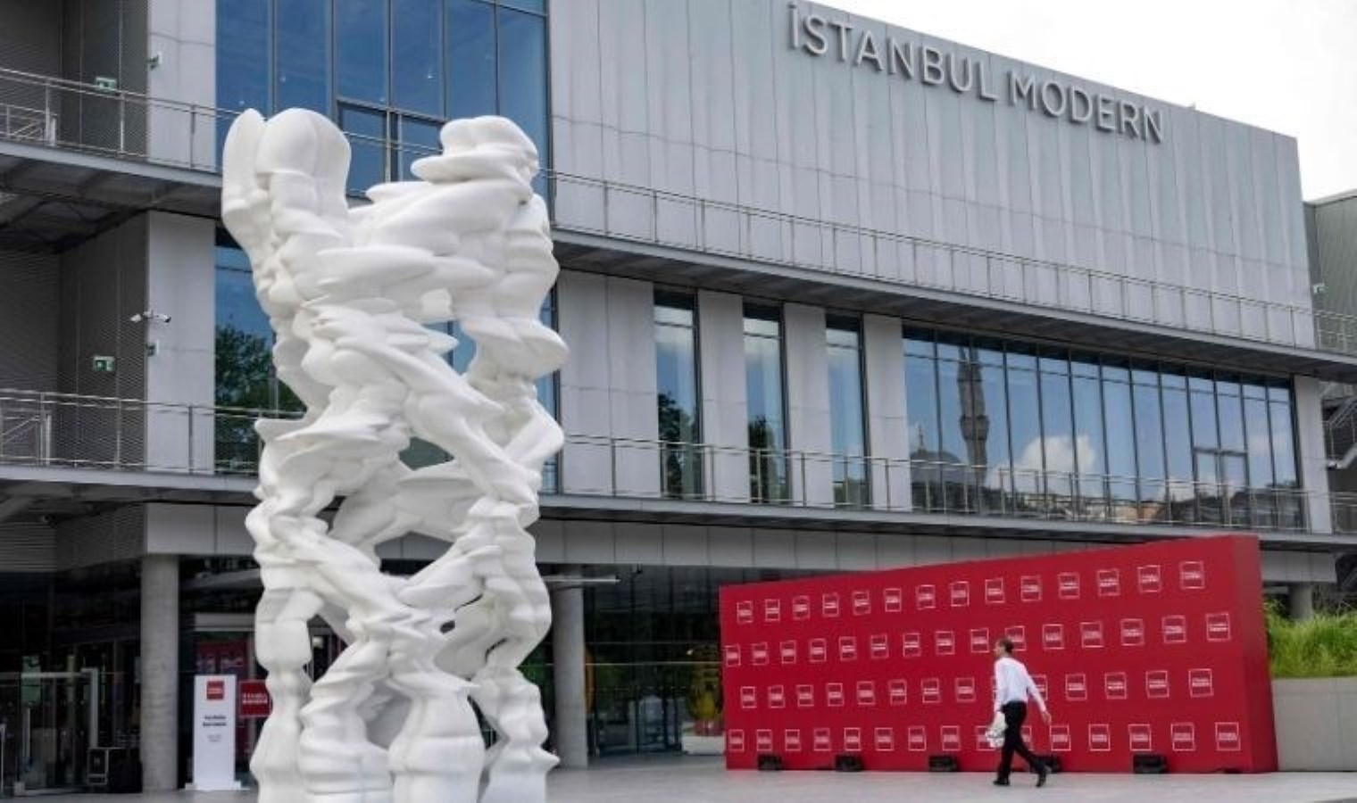 İstanbul Modern ziyaretçi rekoru kırdı: 20. yılında rekor geldi…