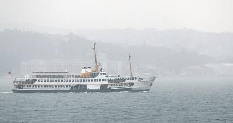 İstanbul’da vapur seferlerine hava muhalefeti engeli