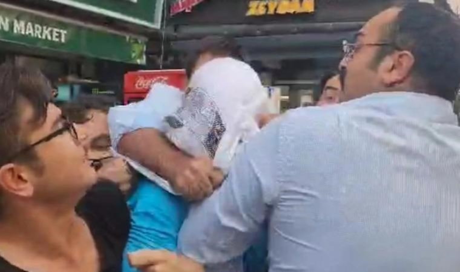 İzmir’de ABD’li askerlere saldıran TGB üyelerine hapis istemi