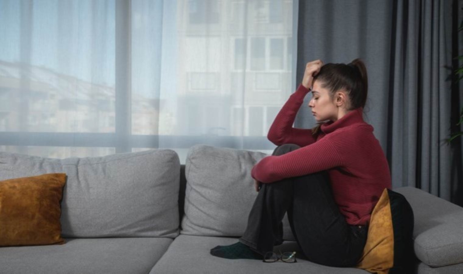 Karamsarlığı hayatınızdan çıkarıp mutluluğu yakalayın: Negatif düşüncelerden kurtulmanın 7 etkili yolu